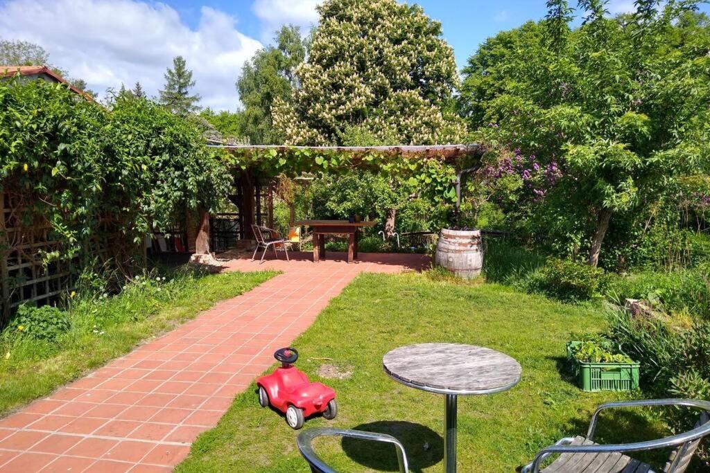 Ferienwohnung In Peetzig Am See Angermunde Buitenkant foto