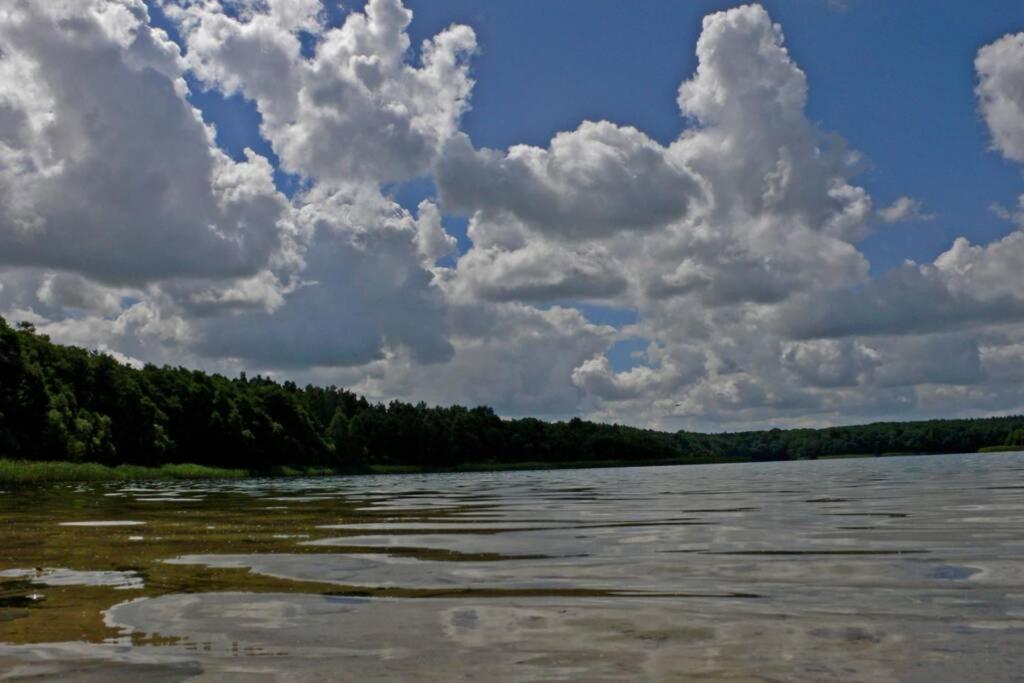 Ferienwohnung In Peetzig Am See Angermunde Buitenkant foto