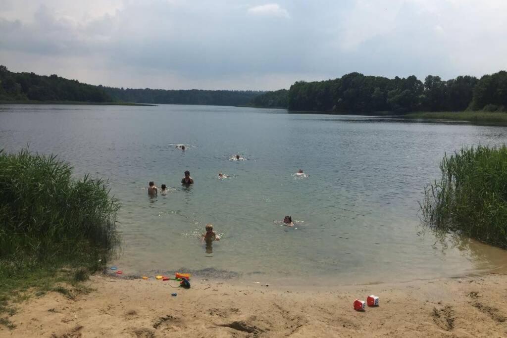 Ferienwohnung In Peetzig Am See Angermunde Buitenkant foto